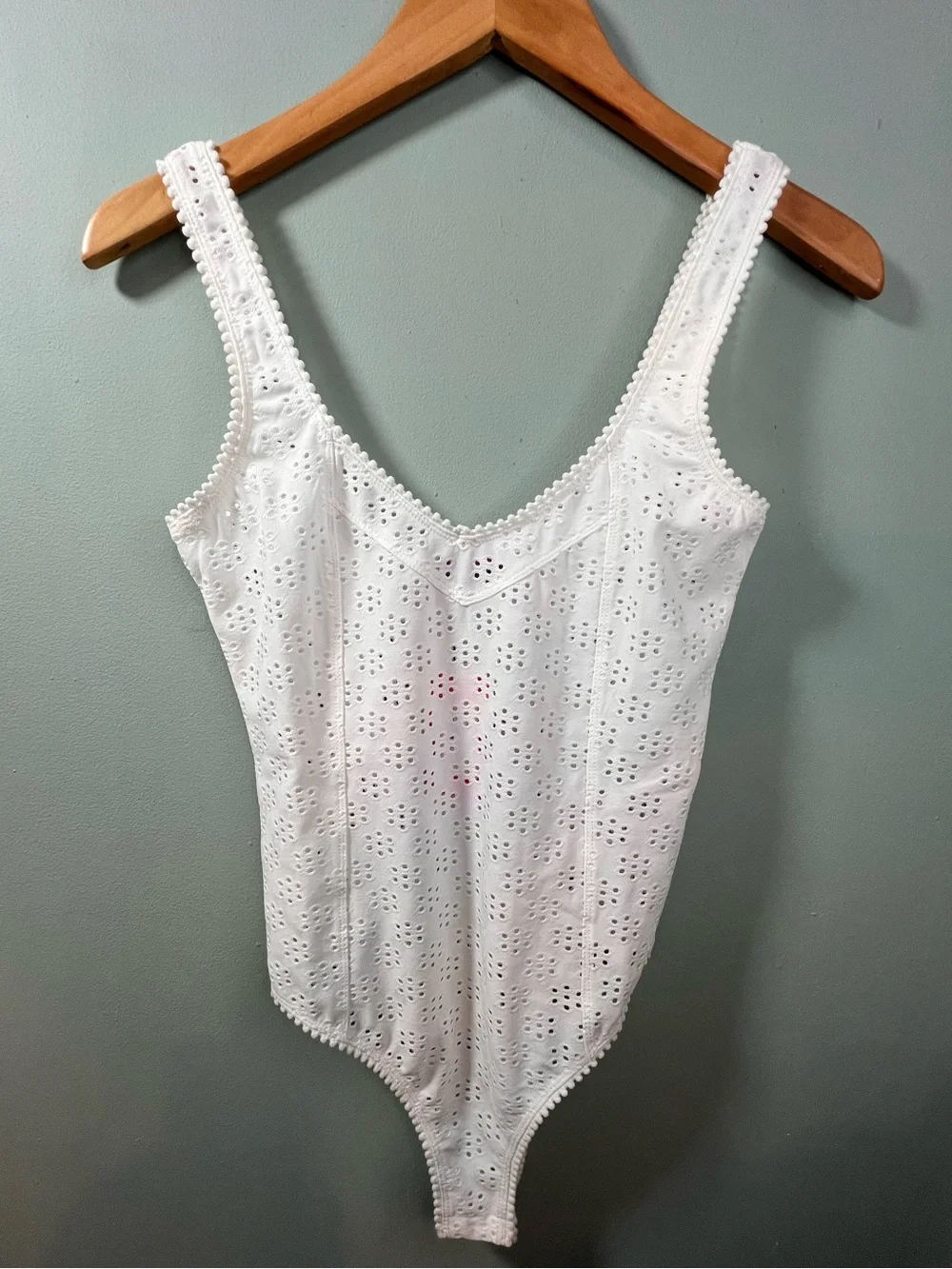 Edikted White Eyelet Corset Bodysuit Snap Closure NWT